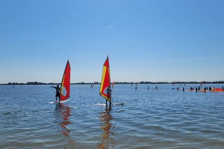 03 Surfen bei Traumwetter.jpg